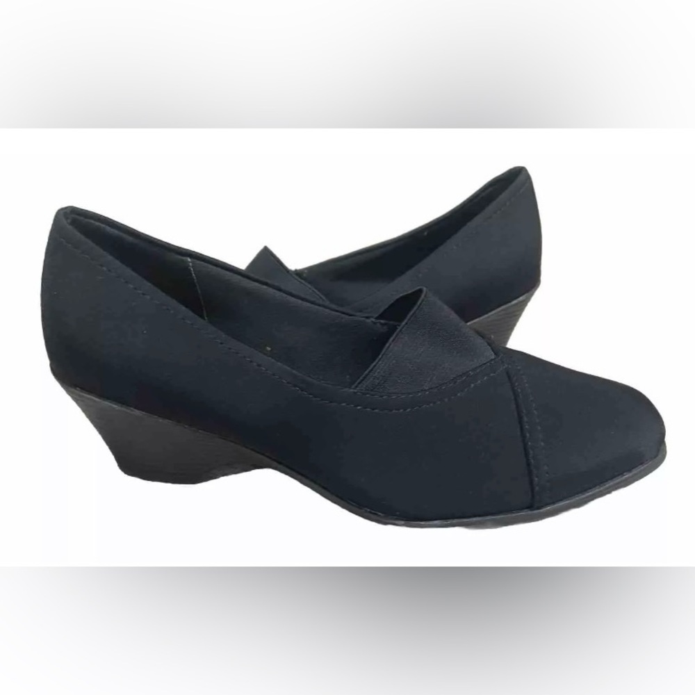 Faded Glory Size 8W Women’s Black Fabric Slip On Loafer 2” Wedged Heels